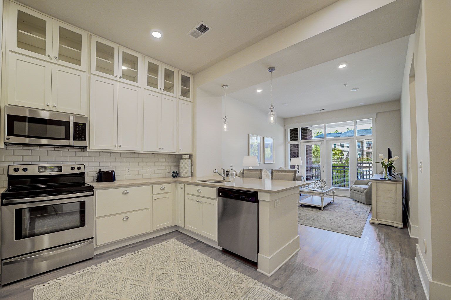 Apartments at Holly Creek one bedroom apartment luxury kitchen